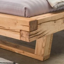 Balkenbett Aus Eichenholz Mit Kufen - Piassona 5 Balkenbett Aus Eichenholz Mit Kufen - Piassona -Valganios Sales balkenbett aus eichenholz mit kufen ohne kopfteil geoeltes massivholz piassona 03