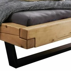 Balkenbett Mit Bügelfüßen Im Rustikalen Stil - Teresina 5 Balkenbett Mit Bügelfüßen Im Rustikalen Stil - Teresina -Valganios Sales balkenbett mit buegelfuessen im rustikalen stil aus fichte natur metall schwarz teresina 03