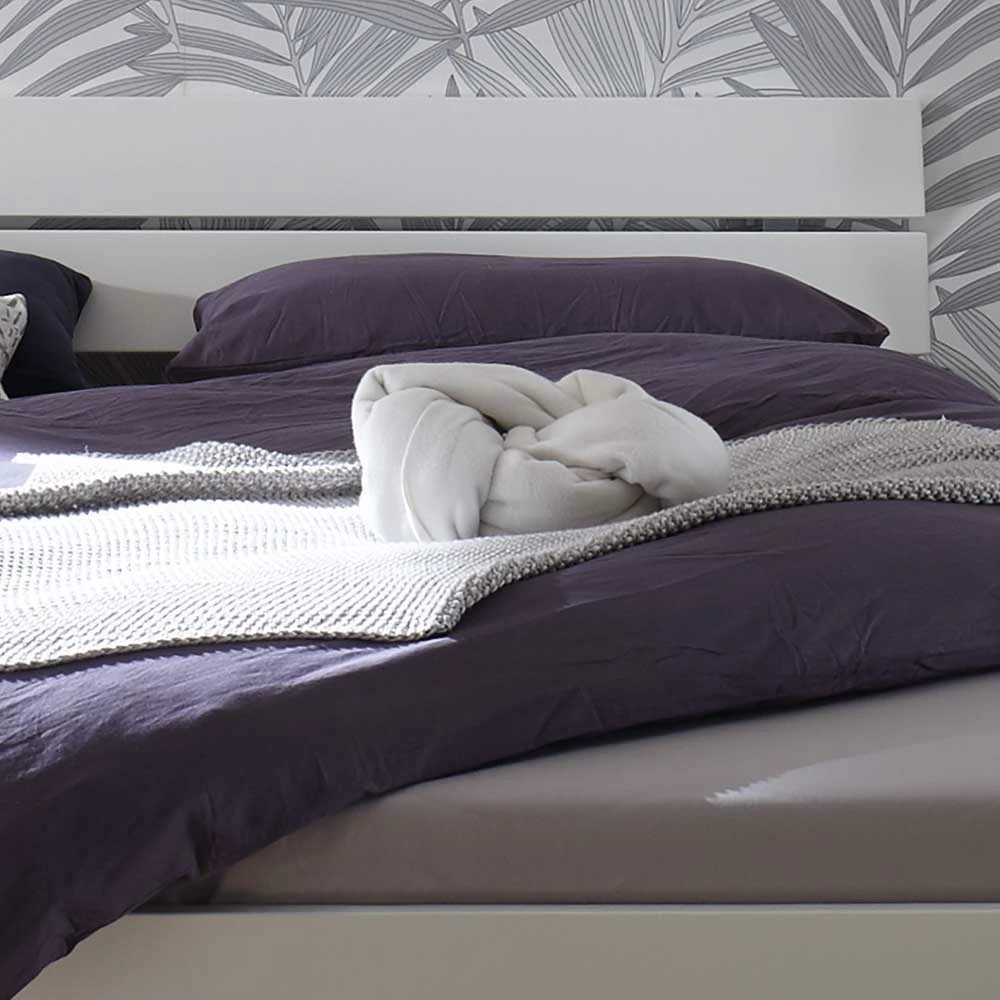 Buchenholz Bett in Weiß lackiert - Asbell Buchenholz Bett In Weiß Lackiert - Asbell -Valganios Sales buchenholz bett in weiss lackiert 5 groessen 90x200 bis 180x200 asbell 03