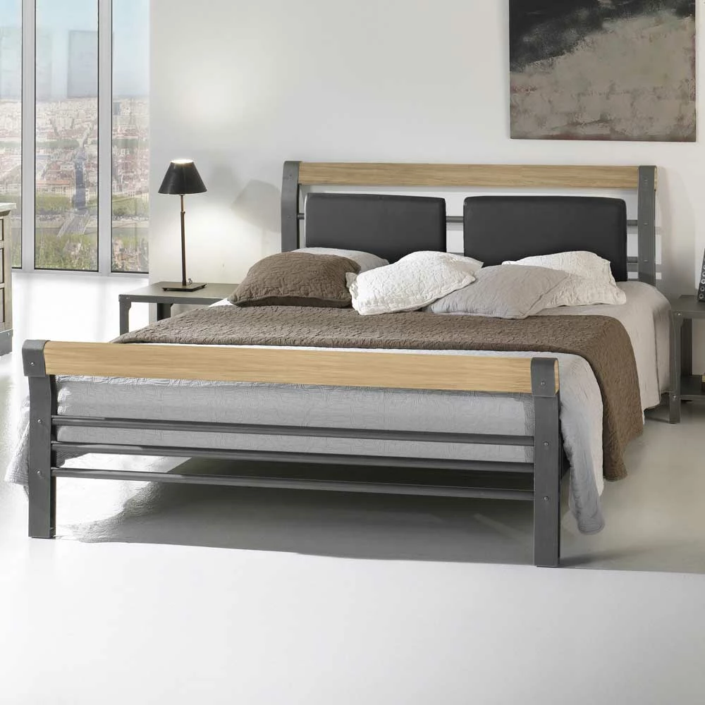 Design Eisenbett mit Eiche Massivholz - Cramos Design Eisenbett Mit Eiche Massivholz - Cramos -Valganios Sales design eisenbett mit eiche massivholz kunstleder als doppelbett cramos 01