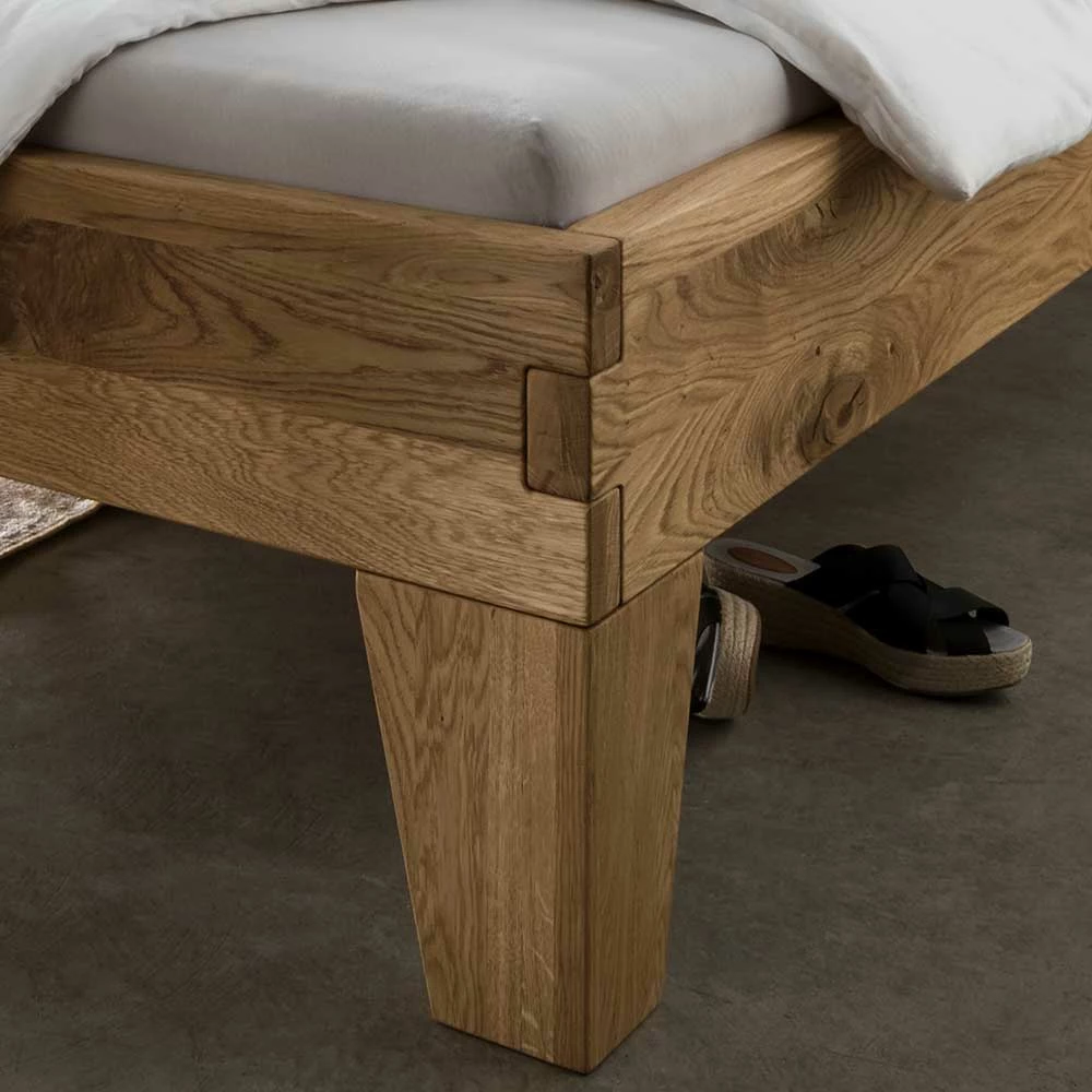 Design Holzbett & Nachtkonsolen - Aryvano (dreiteilig) Design Holzbett & Nachtkonsolen - Aryvano (dreiteilig) -Valganios Sales design holzbett nachtkonsolen aus wildeiche aryvano 02