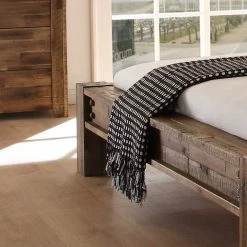 Designerbett Locester In Braun -Valganios Sales designerbett braun akazie massivholz locester 04