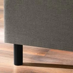 Hellgraues Polsterbett Mit Dunklen Holzbeinen - Yamato 7 Hellgraues Polsterbett Mit Dunklen Holzbeinen - Yamato -Valganios Sales hellgraues polsterbett mit dunklen holzbeinen in 140x200 oder 180x200 yamato 05