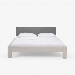 Holzbett Lagossan Aus Wildeiche Weiß Geölt 4 Holzbett Lagossan Aus Wildeiche Weiß Geölt -Valganios Sales holzbett wildeiche weiss geoelt kopfteil gepolstert mit webstoff grau lagossan 02