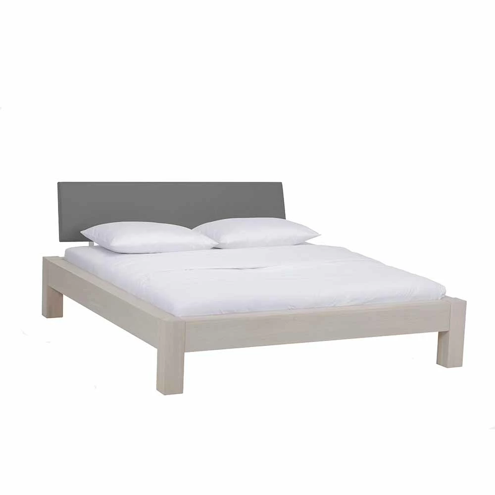 Holzbett Lagossan aus Wildeiche weiß geölt Holzbett Lagossan Aus Wildeiche Weiß Geölt -Valganios Sales holzbett wildeiche weiss geoelt kopfteil gepolstert mit webstoff grau lagossan f