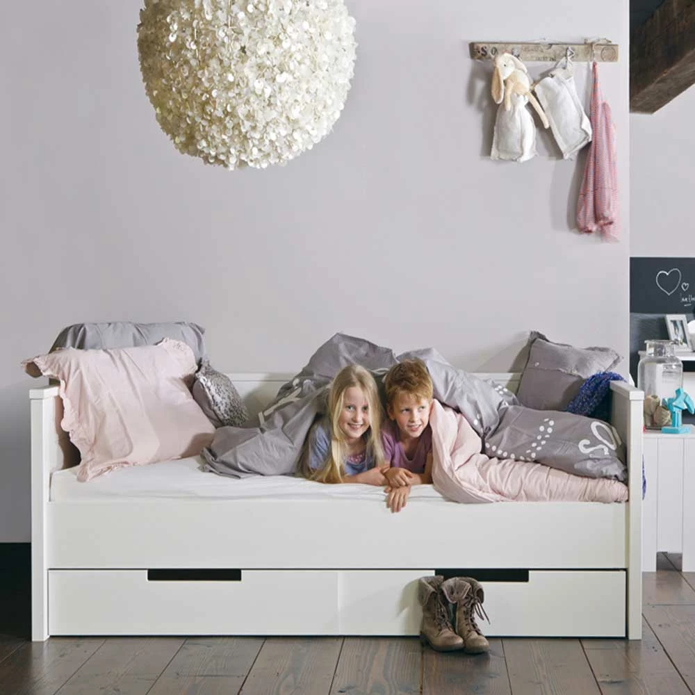 Kinderbett Zegrad in Weiß Kinderbett Zegrad In Weiß -Valganios Sales kinderbett weiss bettkasten zegrad 01