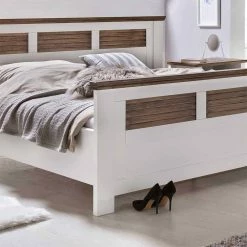 Landhausbett Dubanos In Weiß Braun 3 Landhausbett Dubanos In Weiß Braun -Valganios Sales landhausbett weiss braun kiefer dubanos 02