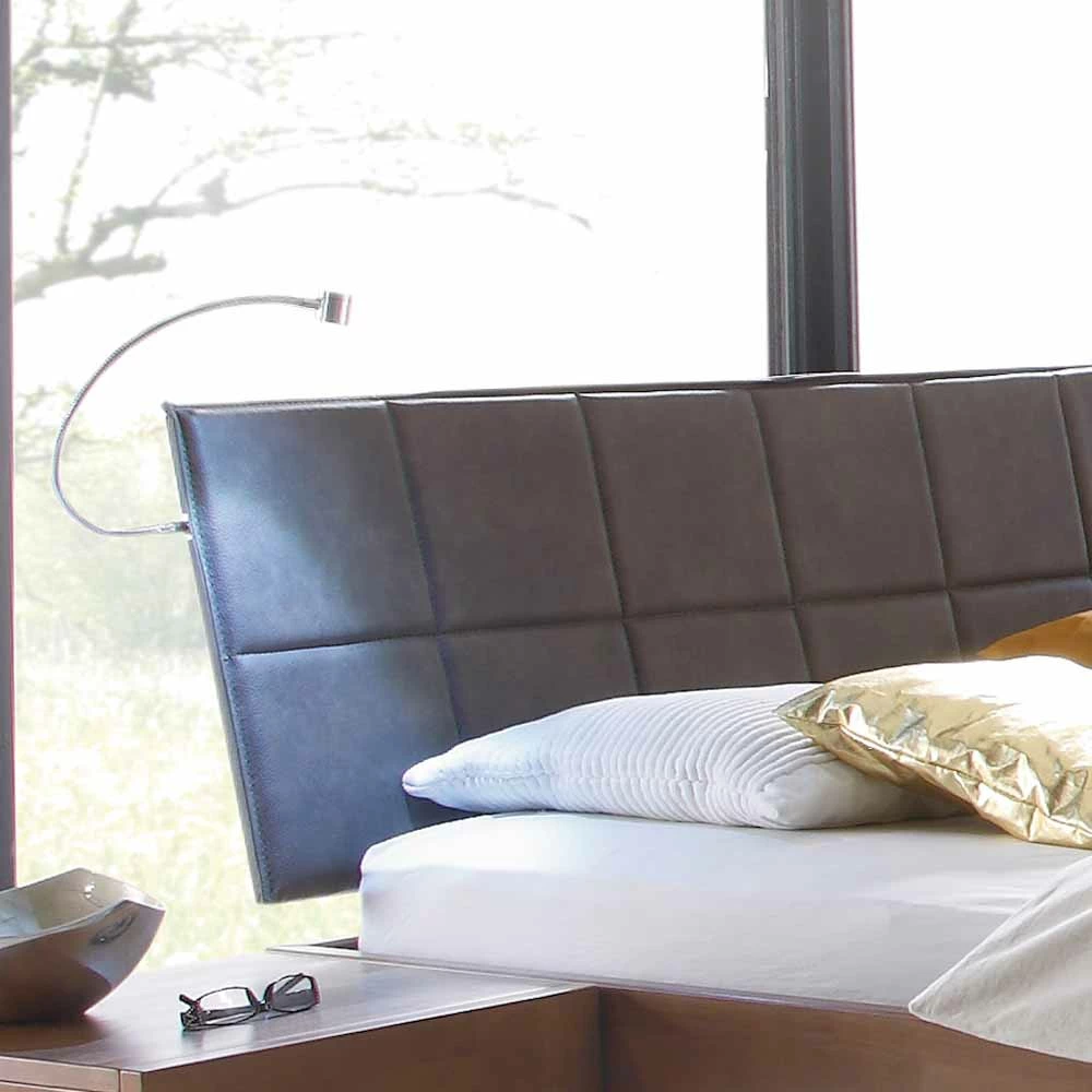 Massivholzbett Second mit schrägen Füßen Massivholzbett Second Mit Schrägen Füßen -Valganios Sales massivholzbett mit schraegen fuessen in buche second 03