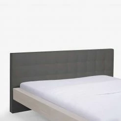 Massivholzbett Yelna Aus Wildeiche Weiß Geölt -Valganios Sales massivholzbett wildeiche weiss geoelt polsterkopfteil mit stoff grau yelna 03