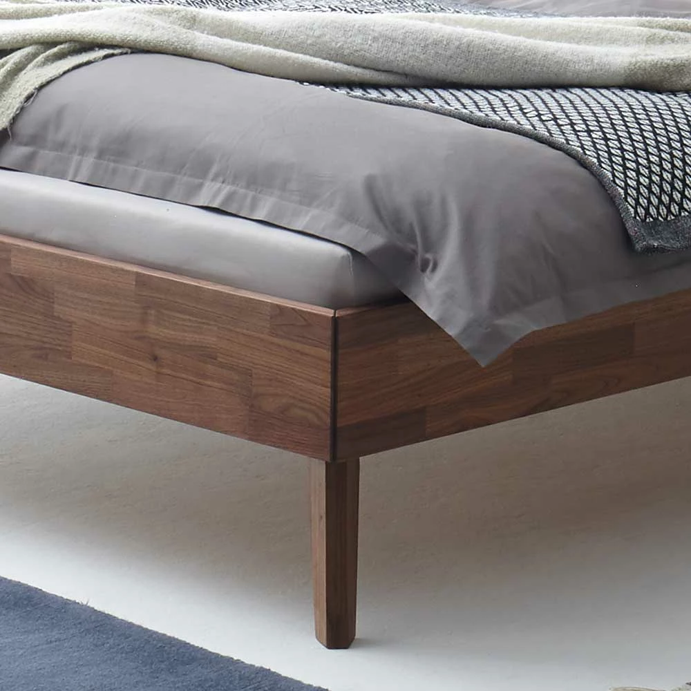 Mid Century Holzbett Aus Nussbaum Massiv - Isakina 5 Mid Century Holzbett Aus Nussbaum Massiv - Isakina – Bild 3