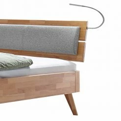 Mid Century Holzbett Lakohoma Aus Kernbuche Natur -Valganios Sales mid century holzbett kernbuche natur kopfteil mit kissen in grau lakohoma 03