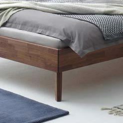 Set Nussbaum Bett & Nachttische - Paro (dreiteilig) -Valganios Sales set nussbaum bett nachttische in 3 doppelbett groessen paro 03