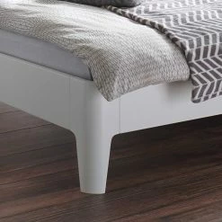 Weißes Holzbett Buche Gachias Mit Kopfteil -Valganios Sales weisses holzbett buche mit kopfteil led leuchten gachias 03