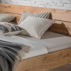 Wildeiche Bettgestell Mit Kopfteil - Smiralda 5 Wildeiche Bettgestell Mit Kopfteil - Smiralda -Valganios Sales wildeiche bettgestell mit kopfteil als doppelbett bis 200x200 smiralda 03