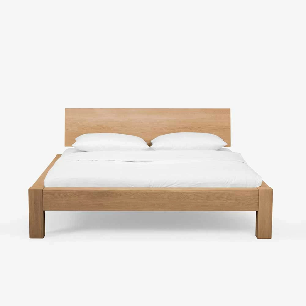 Wildeiche Doppelbett Amando in Honigfarben geölt Wildeiche Doppelbett Amando In Honigfarben Geölt -Valganios Sales wildeiche doppelbett honigfarben geoelt z.b. in 180x200 cm amando 02