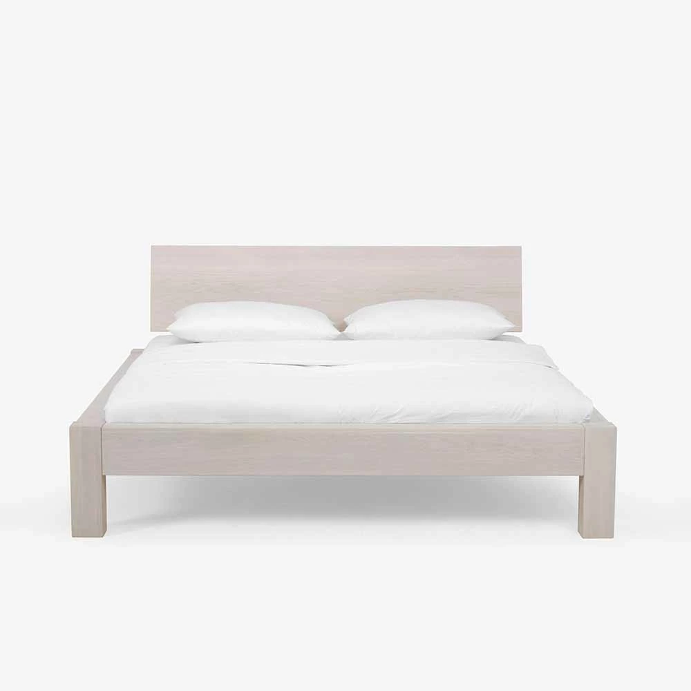 Wildeiche Holzbett Salida in Weiß Wildeiche Holzbett Salida In Weiß -Valganios Sales wildeiche holzbett weiss fuer zwei personen auch in ueberlaenge 220cm salida 02