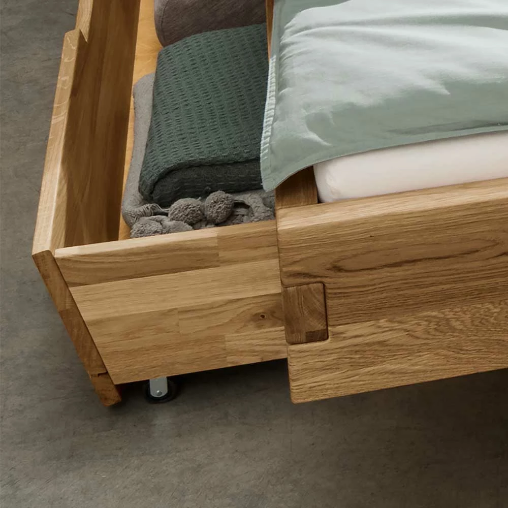 Wildeiche Schubkastenbett & Nachtkommoden - Aryvano (dreiteilig) Wildeiche Schubkastenbett & Nachtkommoden - Aryvano (dreiteilig) -Valganios Sales wildeiche schubkastenbett nachtkommoden in modernem design aryvano 02